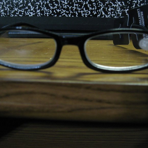 COPY - 3 pair womens fashion reading glasses with… - Picture 2 of 3